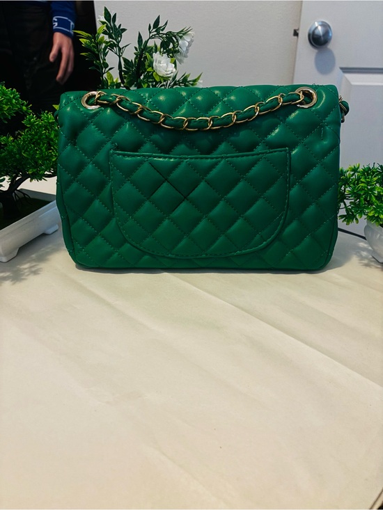 Handbags - Quilted Green Chain-Handle Shoulder Bag